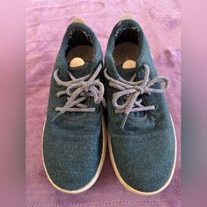 Allbirds Women's Size 10 Teal Blue Pre-loved Tennis Shoes Sneakers Running Hiker